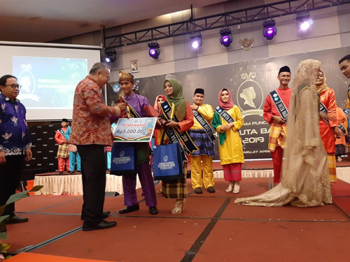  Devara dan Aida Afriani Duta Bahasa 2019, Wakili Riau ke Tingkat Nasional 